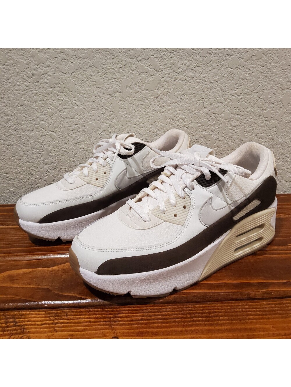 Nike Air Max 90 LV8 Baroque Brown/White Women's 11 Low Top Leather FD4328-102